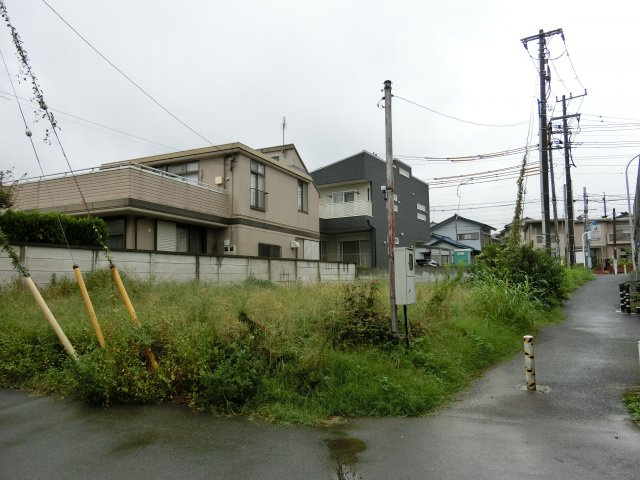 習志野市鷺沼台３丁目　売地　建築条件なし　更地　約４５．８坪の整形地の外観