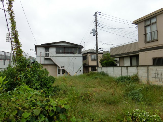 習志野市鷺沼台３丁目　売地　建築条件なし　更地　約４５．８坪の整形地の外観