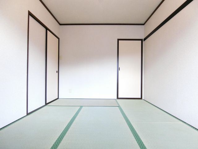 フレグランス錦の和室