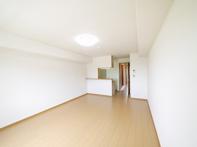 フローレンス　四条大路の居間・リビング|ゆったり過ごせるリビングです