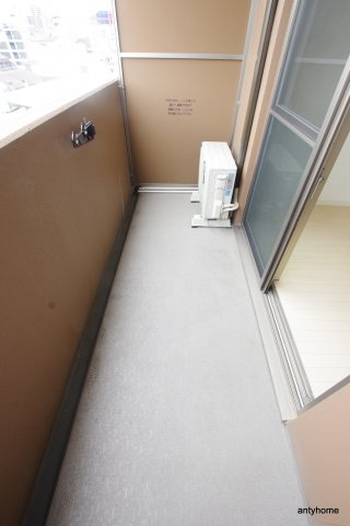 ヴィハーラ北天満　仲介手数料無料のバルコニー