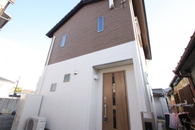 横沼町１丁目戸建貸家