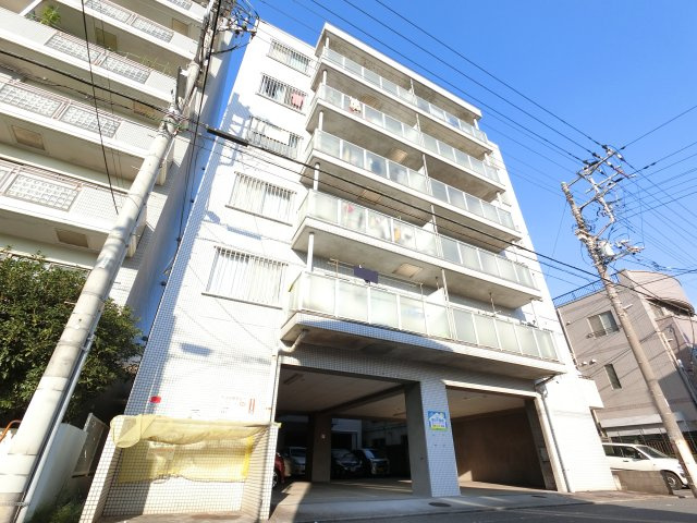 【外観】 | 鉄筋コンクリート造の3DKマンションです