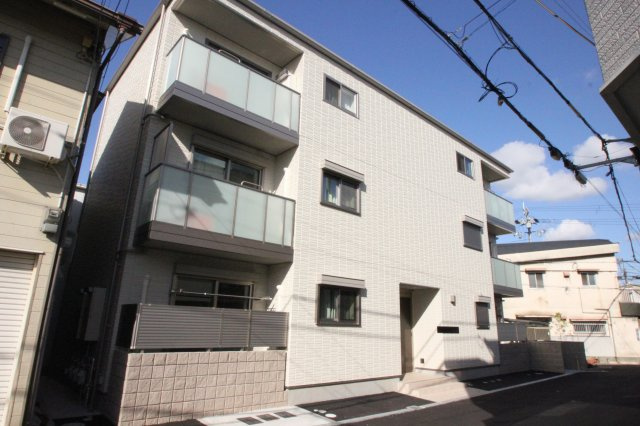 東大阪市下小阪１丁目の賃貸マンションの外観