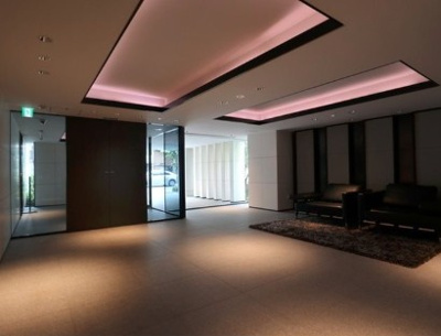 【ロビー】 | ピアース学芸大学