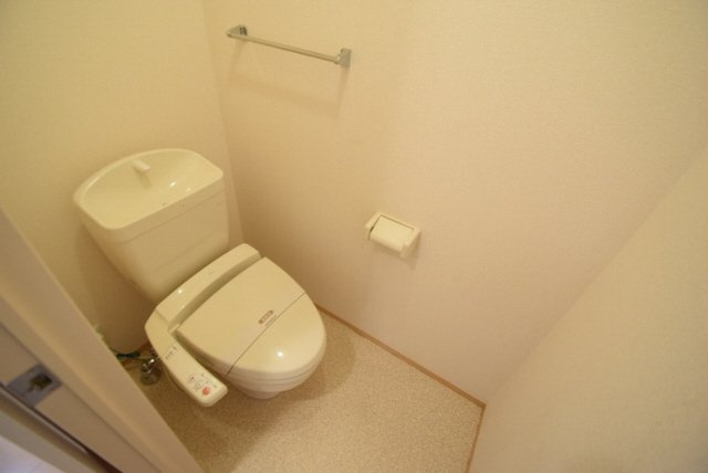 ブランシュールＢのトイレ|ウォシュレット付きです