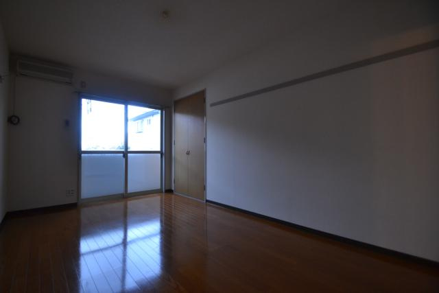 メゾン向陽の寝室