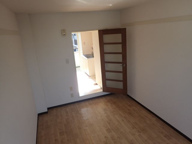 アーバン徳兵衛の居間・リビング