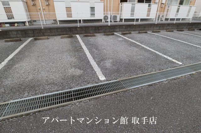 セントラルコーポの駐車場