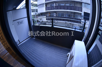 【バルコニー】 | アクティ天満橋 | 暖かな日差しのふりそそぐバルコニー