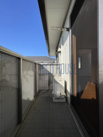 ウィンディアCのバルコニー