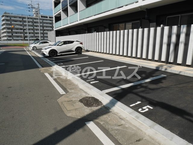 【駐車場】 | エルグランド博多 | エルグランド博多の駐車場