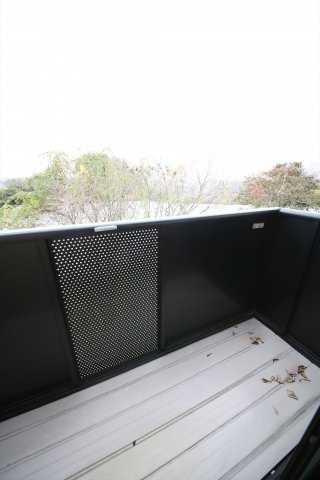 サニーヒル平山Bのバルコニー
