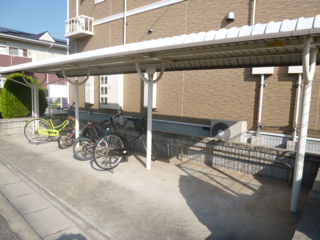 トライアン・ファントＡのその他共用部分|自転車置き場