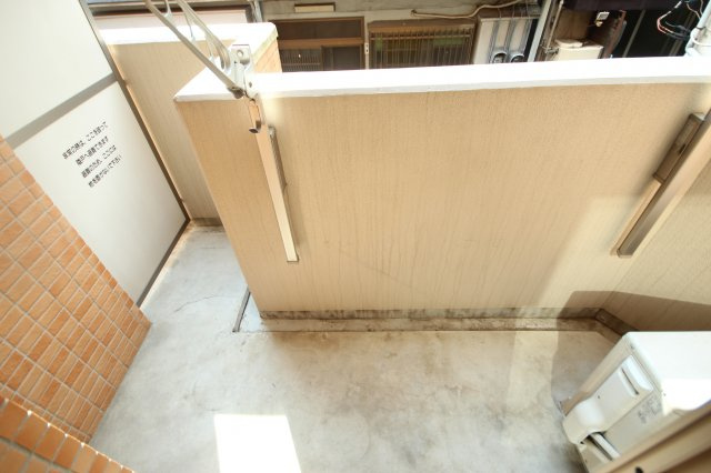 【バルコニー】