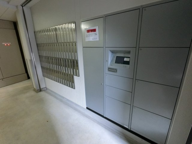 【エントランス】