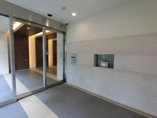 【エントランス】