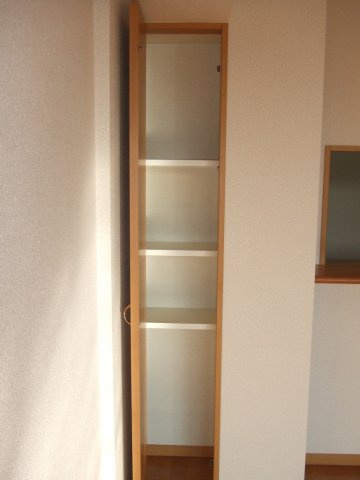 【収納】 | フローラル東葛西Ⅵ | 小物収納に便利な棚