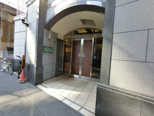 【エントランス】