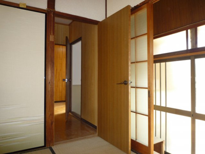 【内装】 | 岡澤住宅 | 内装は落ち着いています