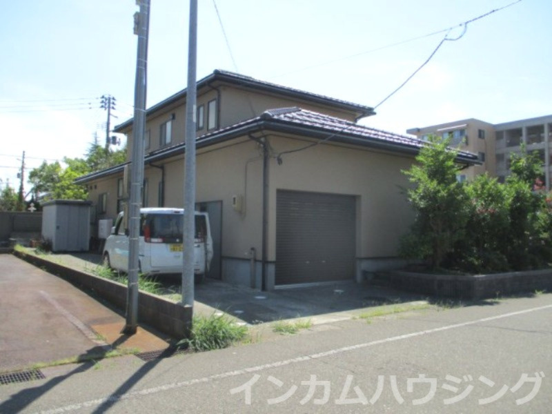 春日野貸家の外観|きれいな外観です