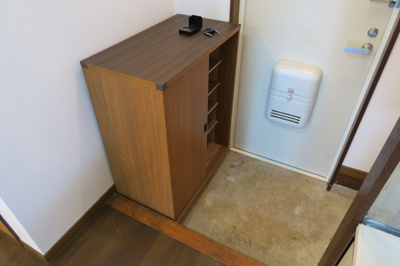 【玄関】 | コーポスズラン | 玄関です