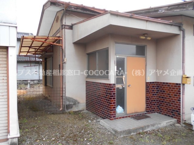 荊沢　売地　上物ありの外観|北側より撮影
12月24日午後3時頃　現況上物有りですが更地渡しになります！