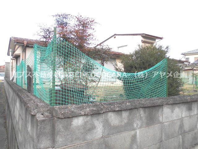 荊沢　売地　上物ありの外観|南側より撮影