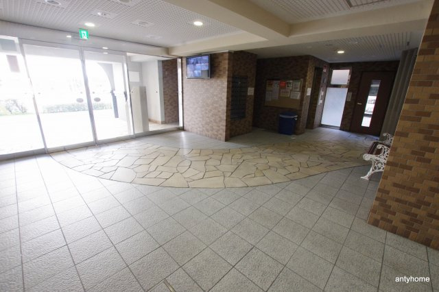 CITY SPIRE十三東　仲介手数料無料のロビー