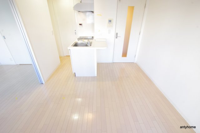 CITY SPIRE十三東　仲介手数料無料の居間・リビング