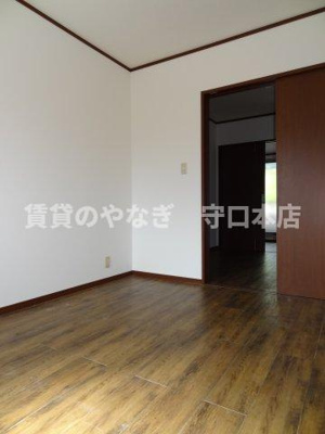 【洋室】 | 日下部様店舗付住宅・左2