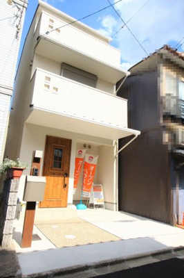 【外観】 | 紫野西藤ノ森町　新築戸建 | お車・自転車・バイク停めていただけます！