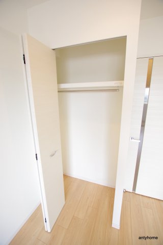 スプランディッド難波　仲介手数料無料の収納