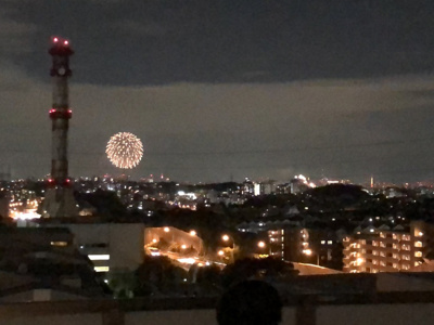 【展望】 | ブランズ市が尾ヒルトップ | 多摩川の花火大会もバルコニーから見えます！