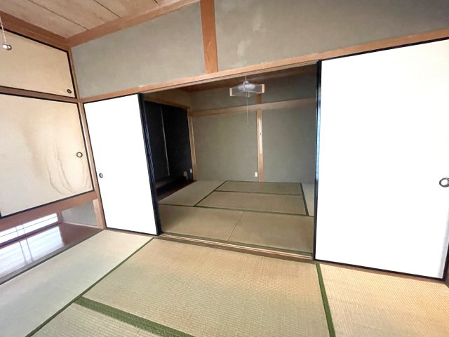 津山市総社　借家　5LDKの和室