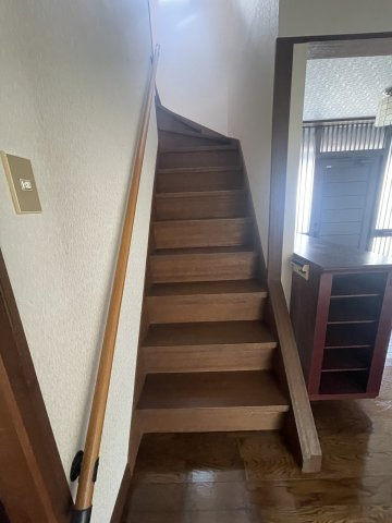 津山市総社　借家　5LDKの内装