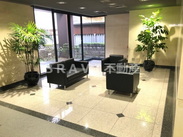 ユーシン大手前　BRAVI不動産のロビー|【ユーシン大手前】ロビーです