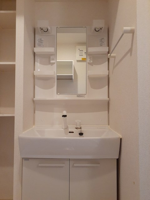 エターナルの洗面所