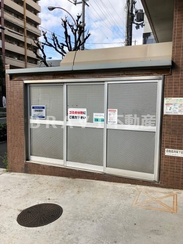 シャトレ緑橋　BRAVI不動産のその他共用部分|【シャトレ緑橋】ゴミ置場