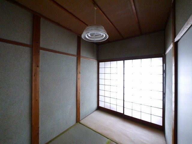 大西政男貸家の和室|趣のある和室です