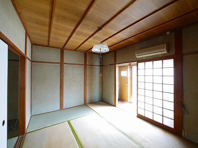 大西政男貸家の内装|和室があれば客間としても活用できます