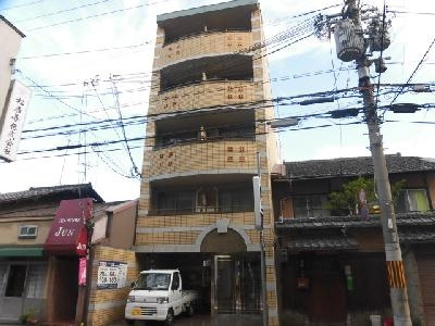 ビレイユ真英綾小路の外観
