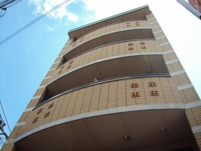 ビレイユ真英綾小路の外観