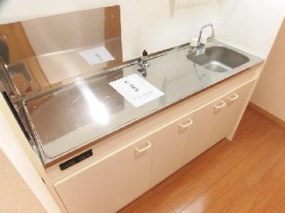 ビレイユ真英烏丸五条のキッチン|２口ガスコンロ設置可