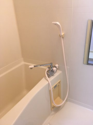 【浴室】 | フラット吉島台 | お風呂です