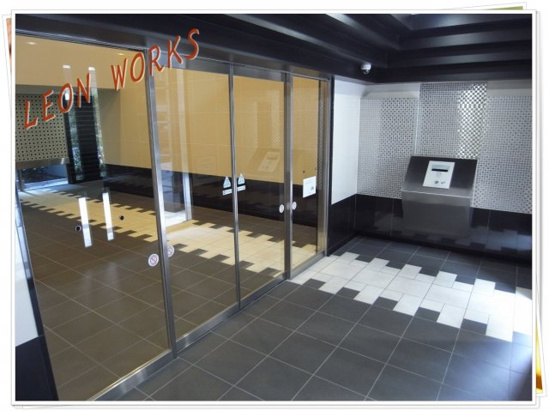 【エントランス】