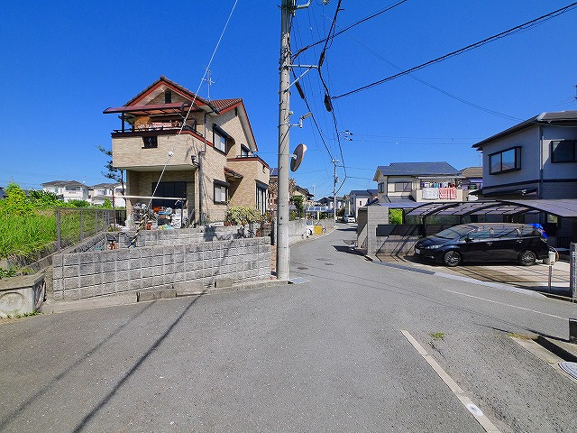 平松4丁目倉庫の周辺