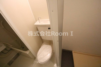 【トイレ】 | サンビラ大手前 | 落ち着いた色調のトイレです