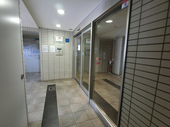 【エントランス】