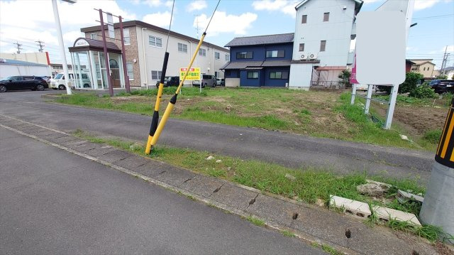 ５３８８３　岐阜市西荘土地の外観